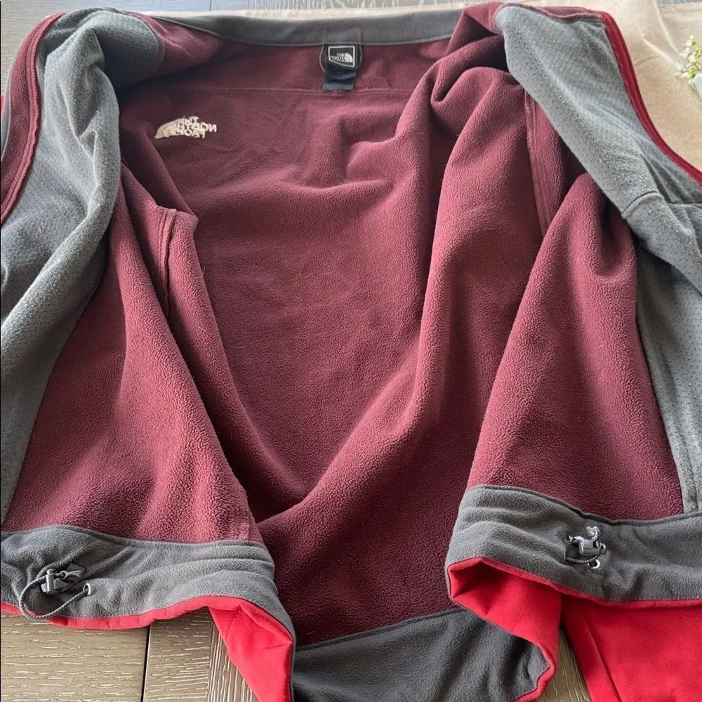 The North Face APEX Softshell Men's Red Performance Jacket Zipper Up Size L GUC